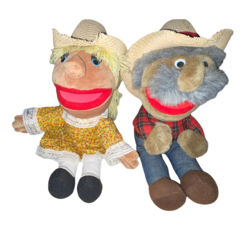 Hee Shotgun Red and Miss Daisy Plush Dolls